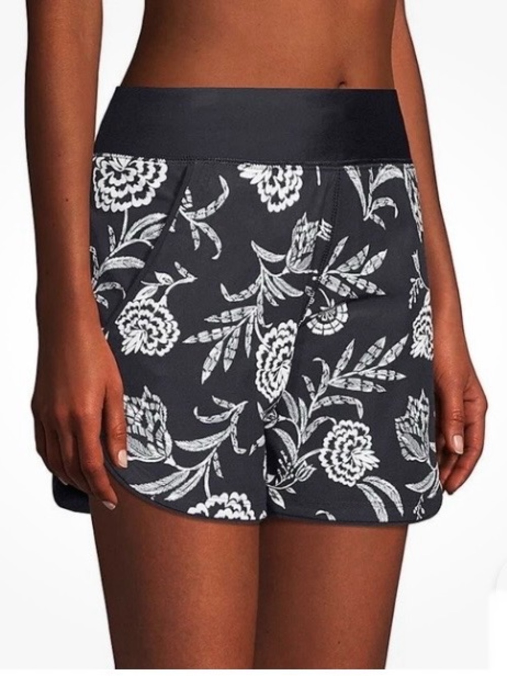 Lands End SunShade UPF 50 Board Shorts with Pant Black White  Tropical Sz 22W